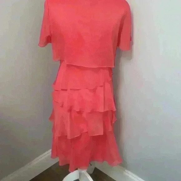 TAHARI Soft Coral Women’s Ruffled Fully Lined Dress (NWT) Size 6 - Picture 4 of 10